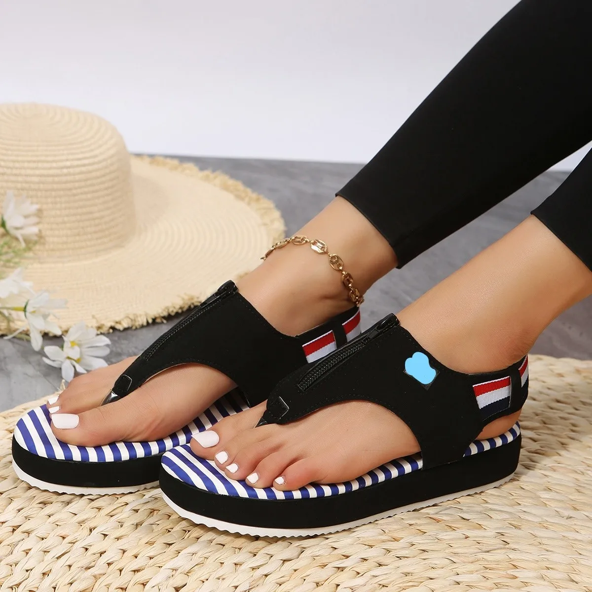 Nuevo de la Moda las Mujeres Más el Tamaño de la Plataforma Sandalias de las Señoras Sandalias de PVC de la PU de las Mujeres Sandalias de 2023 Nuevos Zapatos de Verano de la Cremallera . ' - ' . 2
