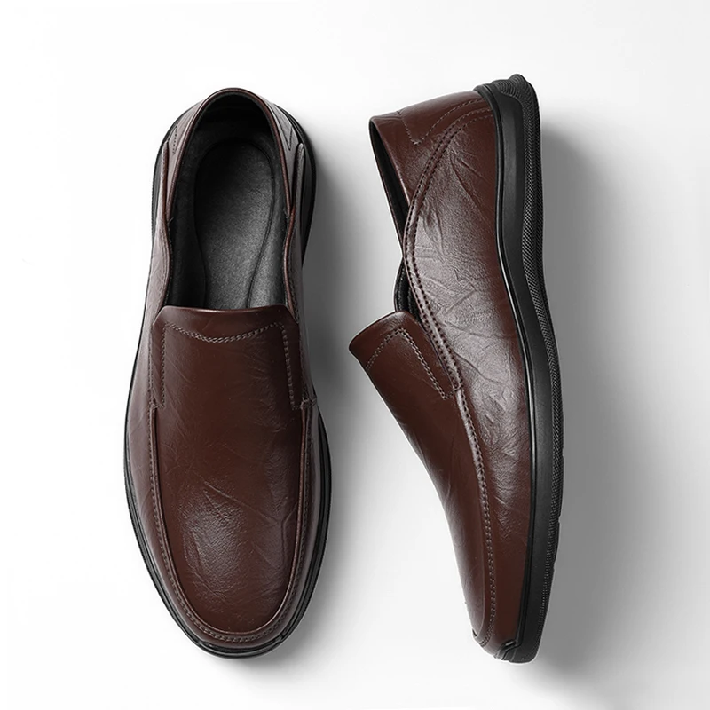 Nuevos Hombres Casual Zapatos de Cuero Mocasines de Moda Cómodo antideslizante Mocasines de Hombres Ligero Caminar Pisos italiana Suave Zapatos Masculinos . ' - ' . 4