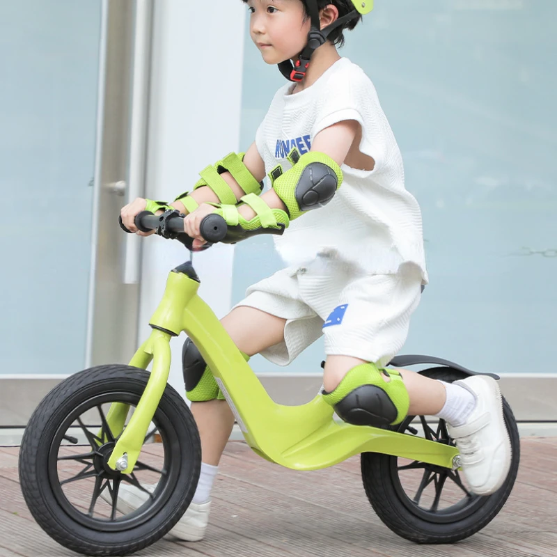 Los niños rodilleras coderas Guardias de equipo de Protección Establecido para Patines de Ciclismo en Bicicleta de Patín en línea Montar en Deportes de equipo de Seguridad . ' - ' . 1