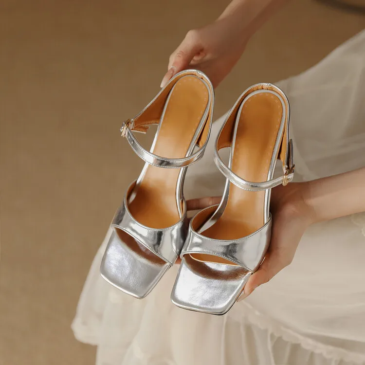 Oversize de Gran tamaño de Gran tamaño de la Plaza de los dedos de los pies con Tacones Zapatillas zapatos de mujer con diseño de cuero de la sandalia de las mujeres de metal Cómodo . ' - ' . 4